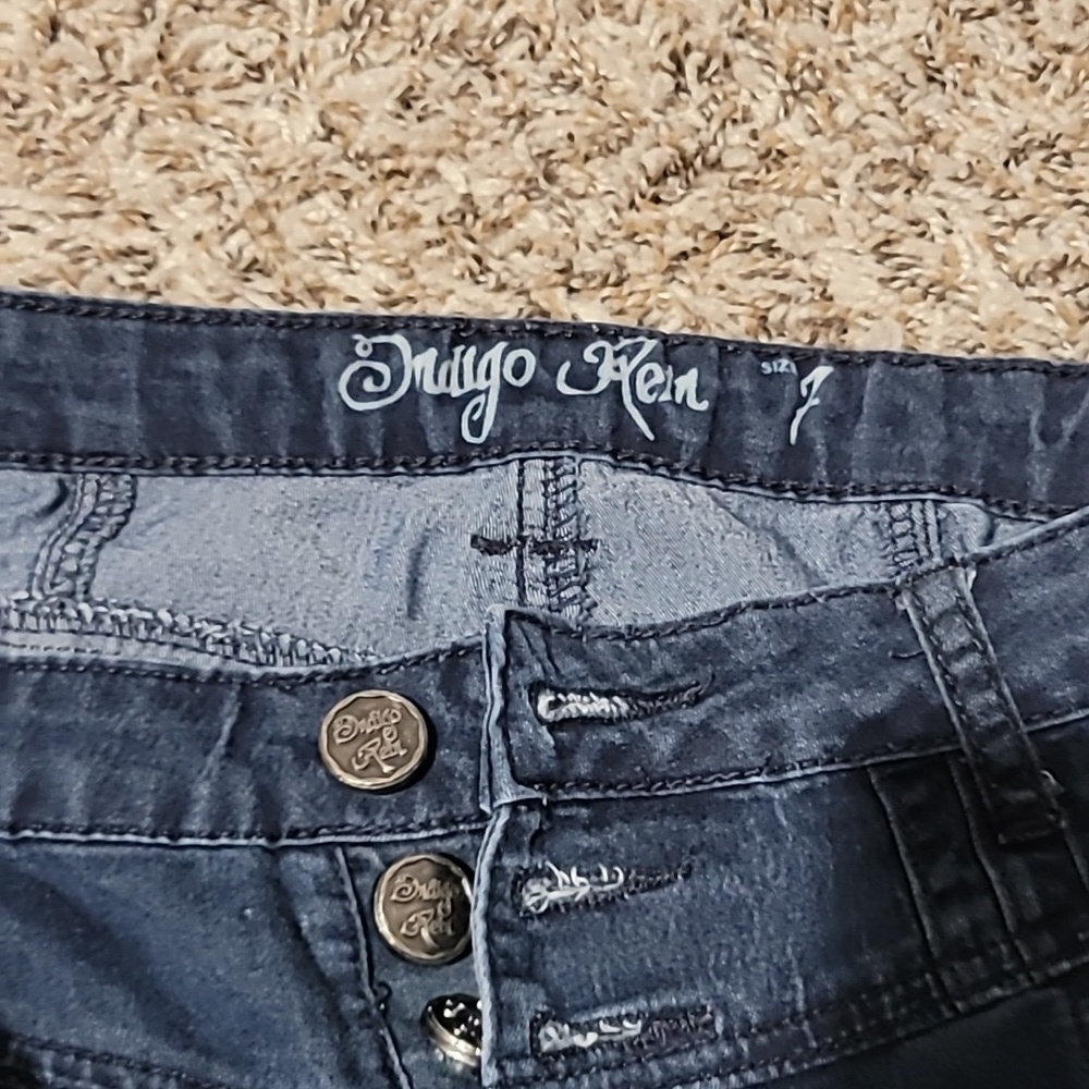 Indigo Rein High-Waisted Stretch Denim Shorts - Picture 2 of 3